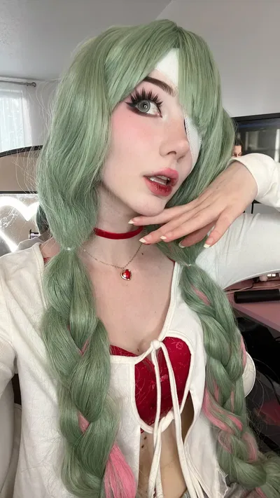 Danielle Mercedie - Phrolova - Galeria Hentai