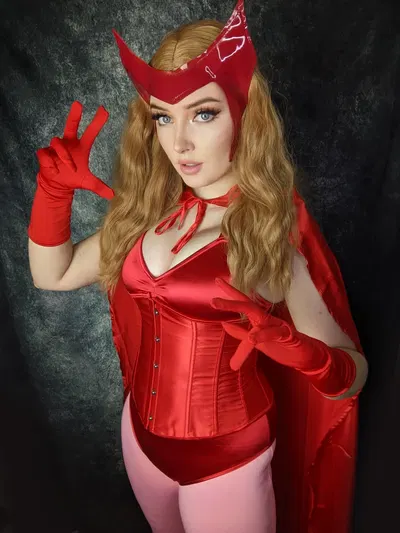 Kate Gray – La Bruja Escarlata - Galería Hentai