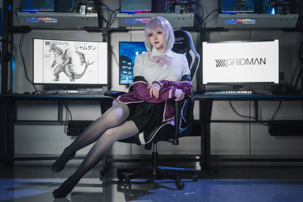 Natsuko (夏夏子) - GRIDMAN (新条茜) - Thư Viện Hentai - Image 1