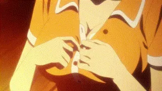 Garota de anime desabotoando sua camisa - GIF Hentai