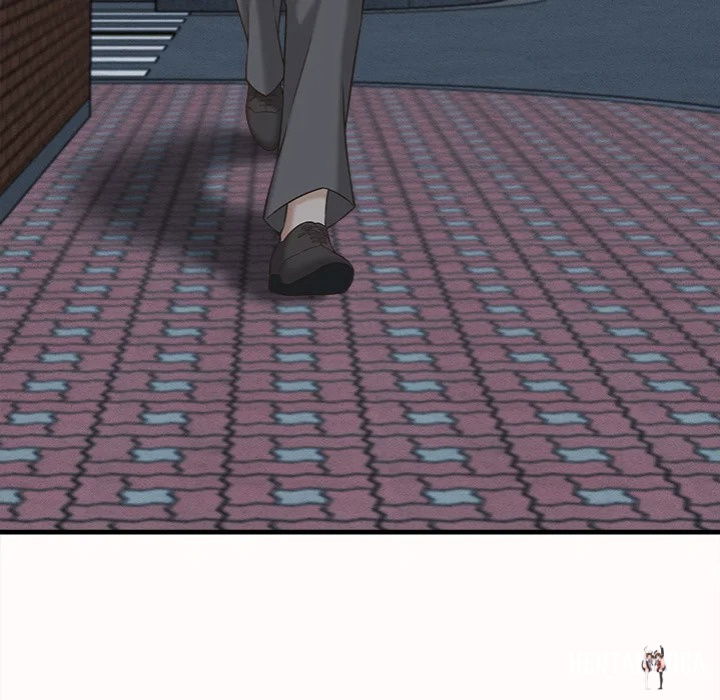 Right Under His Roof Right Under His Roof Chapter 26 - Página 31