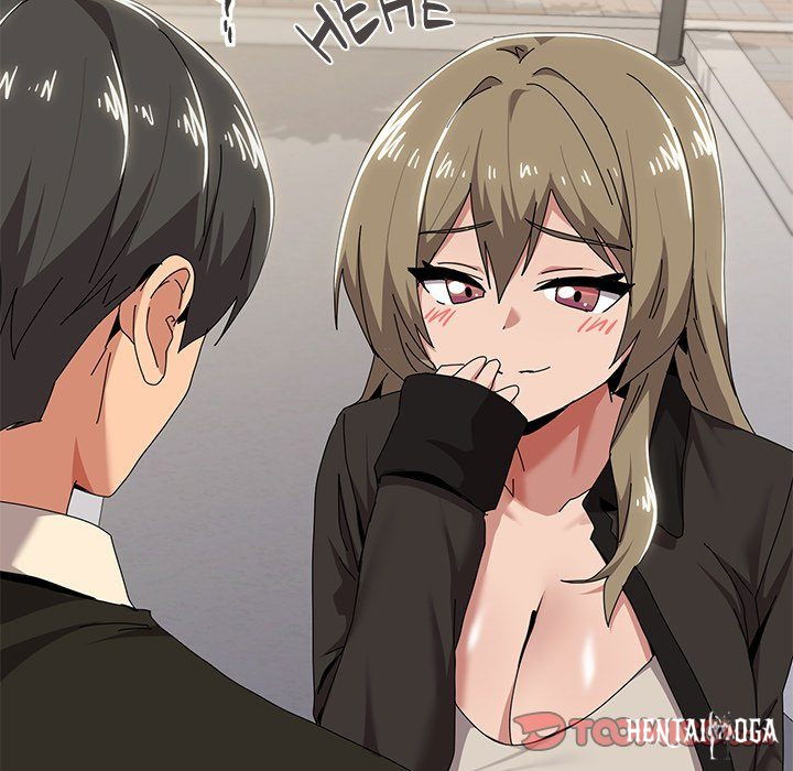 What’s wrong with this family? What’s wrong with this family? Chapter 62 - Page 57